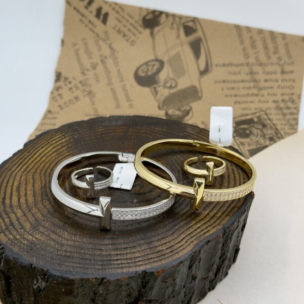 بنگل انگشتر مدل T