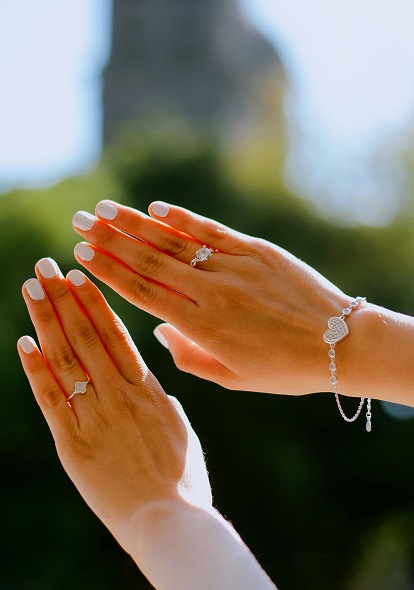 چرا نقره تیره می‌ شود و چطور جلوی آن را بگیریم؟