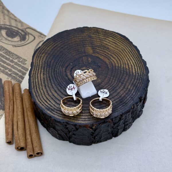 انگشتر ژوپینگ مدل گوی کد ۴۴ با طراحی خاص و کیفیت بالا؛ گزینهای جذاب برای دوستداران زیورآلات و خریداران نفره در تهران.